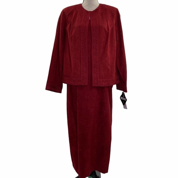 K Woman Red Faux Suede Embellished Open Jacket - Picture 2 of 12